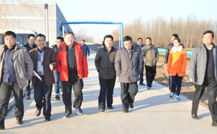 德州富豪苗建中谢幕为筹46亿巨额资金自缢前还在与客户通话