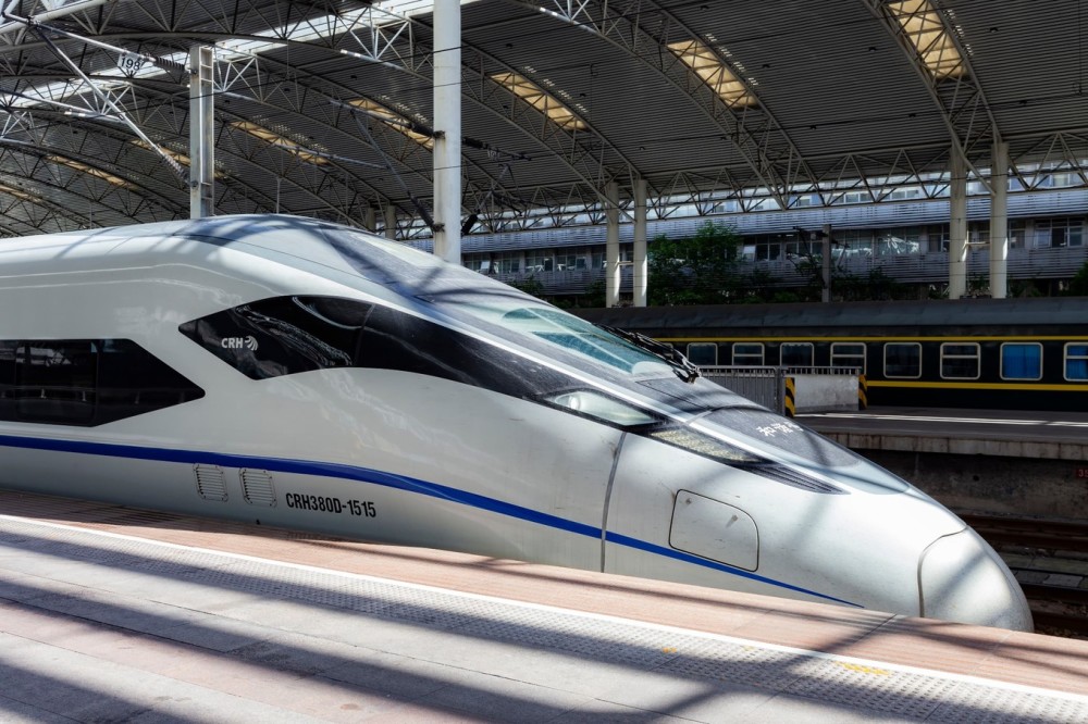 1小时20分钟左右的车程)火车/动车北海福成机场,国内的各大城市一般都