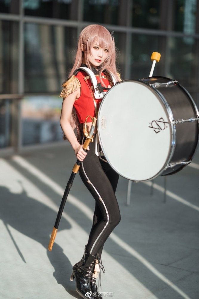 少女前线cosplay敲锣打鼓45姐