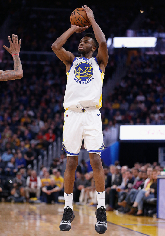 nba 维金斯要换就换巴特勒，其他人没有意义，除非真能弄来伦纳德