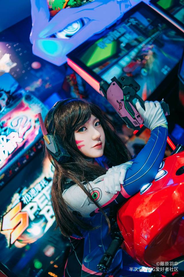 cos正片守望先锋dva宋哈娜