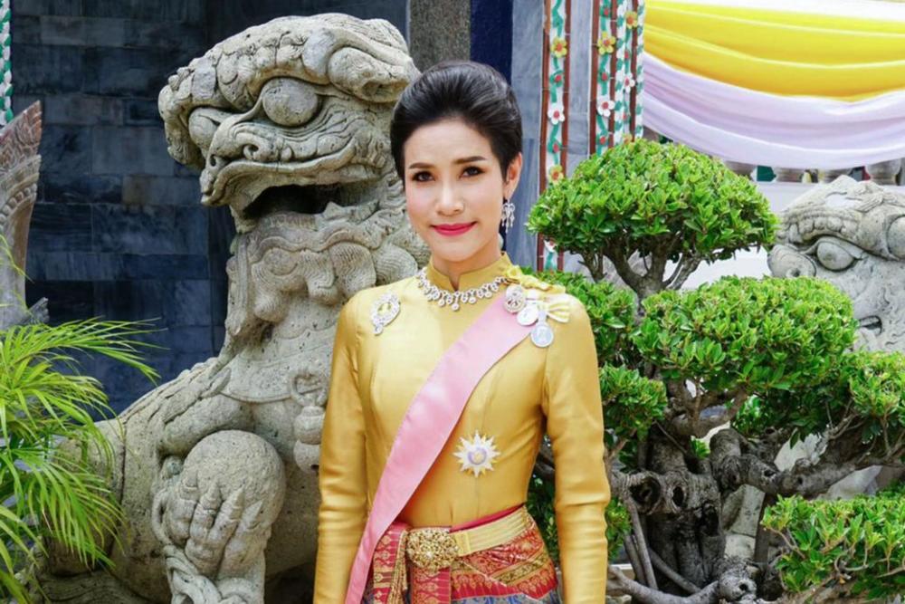 苏提达生日贺词太尴尬王室此举明确立场王后要换人