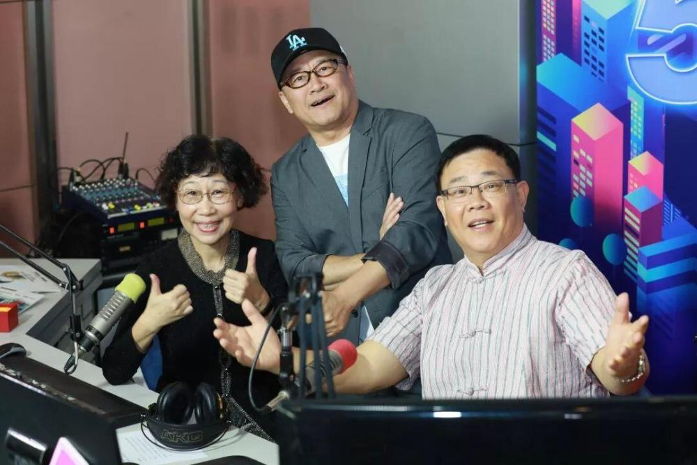 广东电视台主持界第一红人郑达关于他的质疑声音越来越大