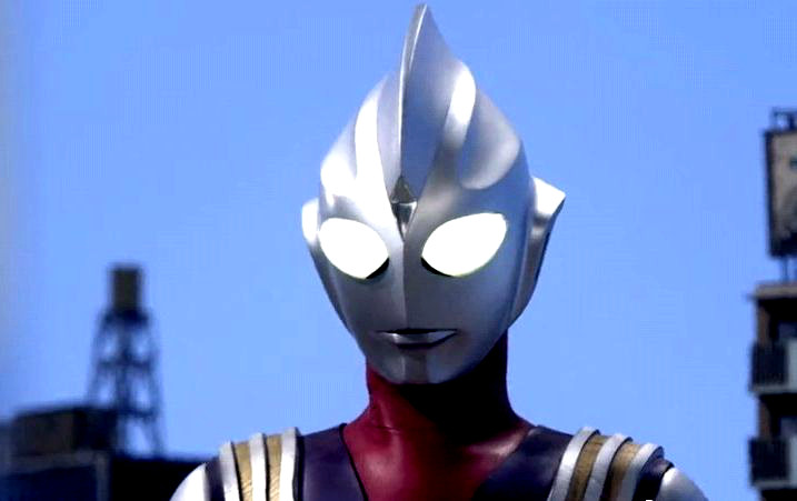 如果大家把《迪迦奥特曼》和这部剧对比一下,你就能发现差距还是很