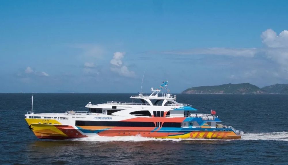 澳龙制造|国内主尺度最大的铝合金单体高速客船成功试航