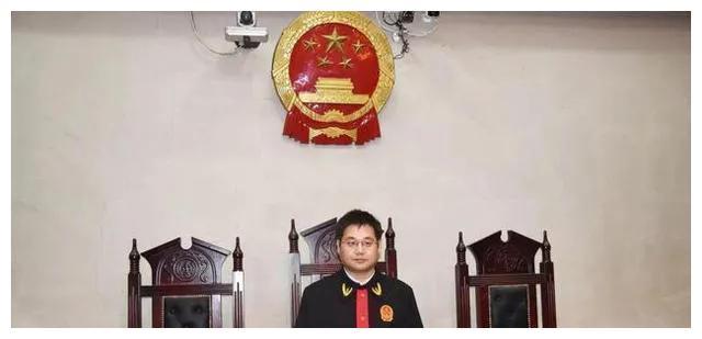 许敏庭审中"加被告",这是真相浮出的"突破口",法院会批准吗