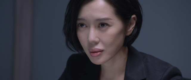 余男眼神攻击力超强!《谎言真探》凭"眼技"征服观众