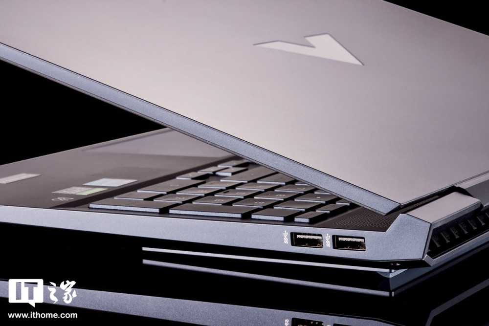 惠普victus光影精灵7体验全新外观高性价比之选