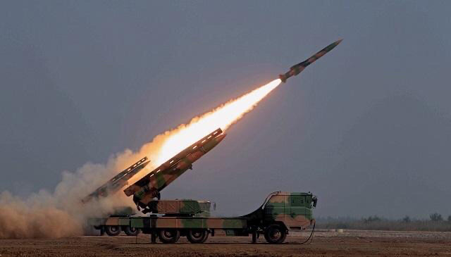 韩国成功测试潜射导弹究竟瞄准了谁