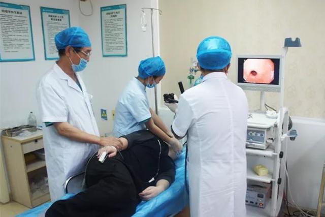 无痛胃镜中,患者不停挣扎,当心是她濒死感的求救信号!