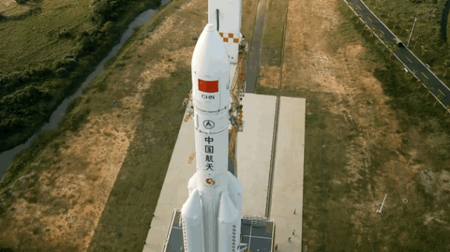 杨利伟|共振|飞船|神舟五号|火箭_军事武器