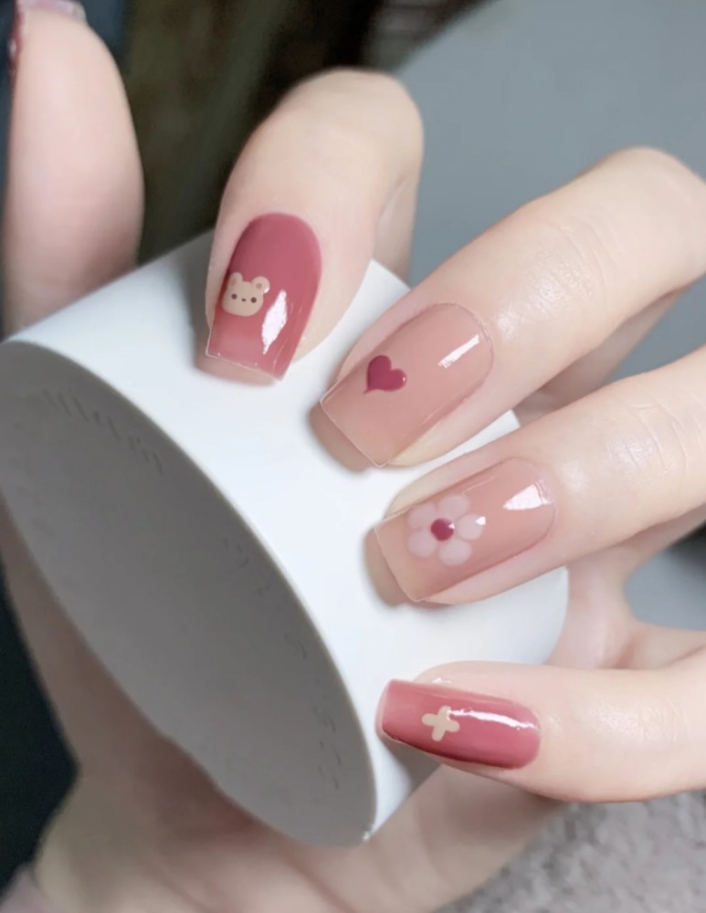 小熊软糖|冰透奶咖甜豆沙温柔显白美甲