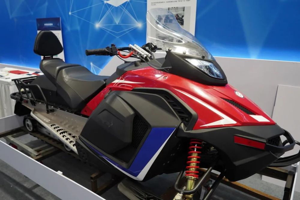 带动三亿人参与冰雪运动|直播探展,等你来!