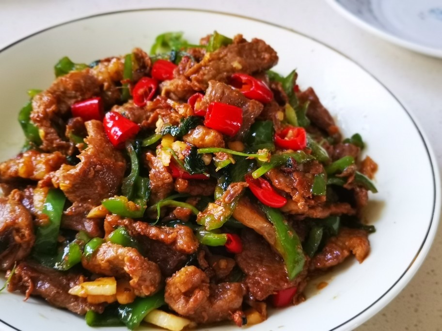 能下5碗米饭的小炒牛肉,牛肉这么做,好吃到不行,湖南人的最爱!