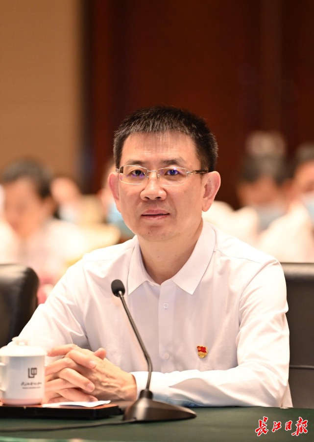 高德红外股份有限公司党委书记董事长黄立担起红外中国芯创新重任科技