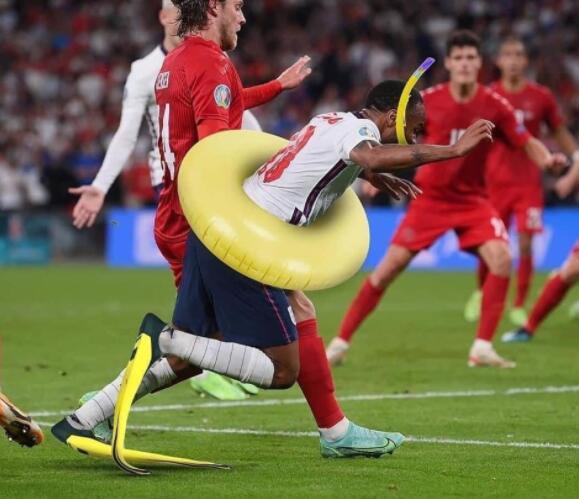 6,带着救生圈的斯特林5,游泳选手斯特林4,奥运跳水运动员斯特林3,潜水