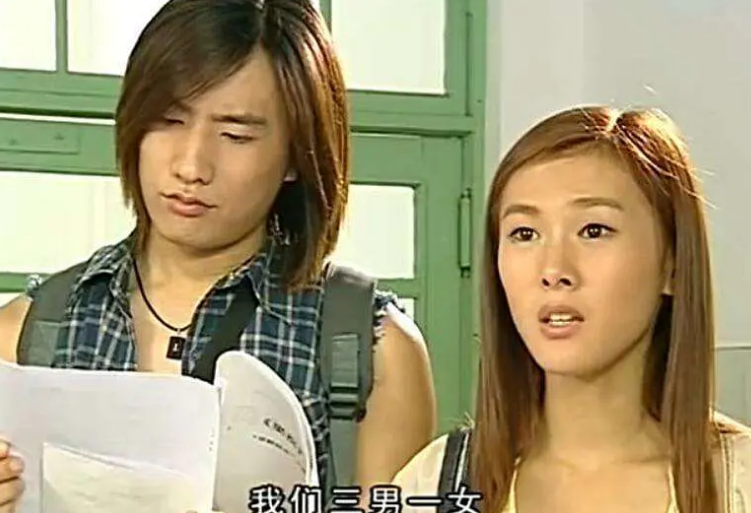 星梦缘女主大变样变双眼皮脸肿明显近照认不出