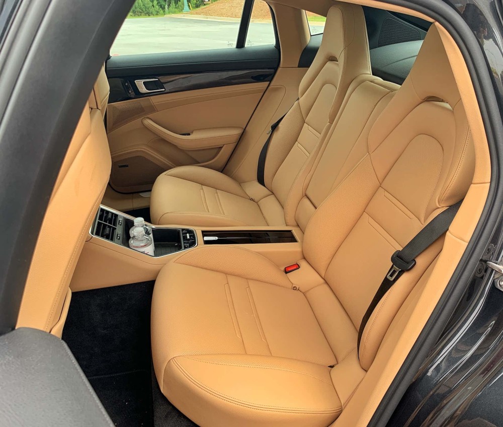 2021款保时捷帕拉梅拉panamera4ehybrid评测不要纯电动的谎言