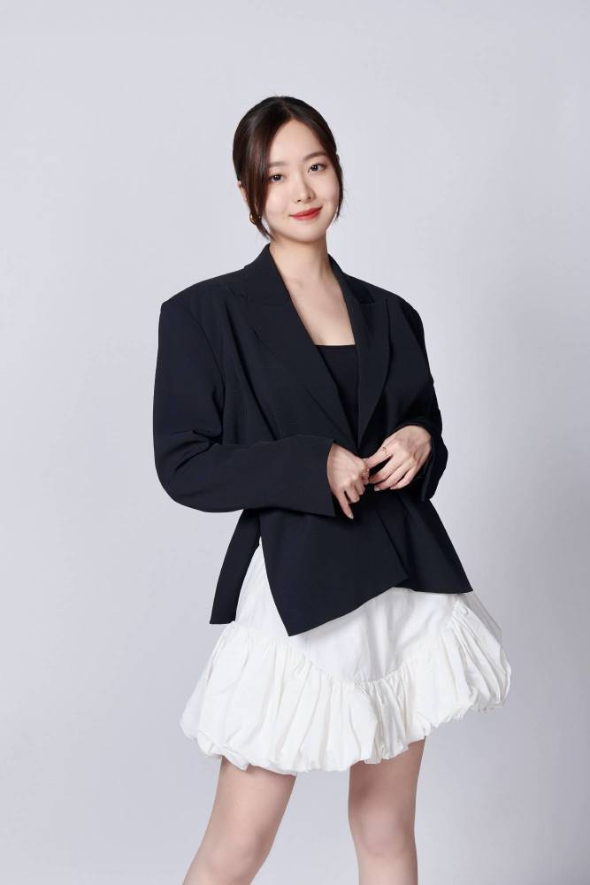 变成你的那一天收官 赵尧珂饰演许舒怡引热议_腾讯新闻