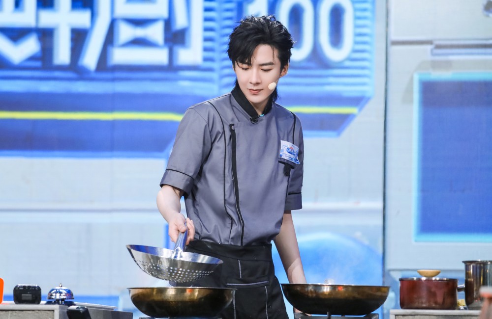 刘宇宁回应不会做菜质疑_腾讯新闻