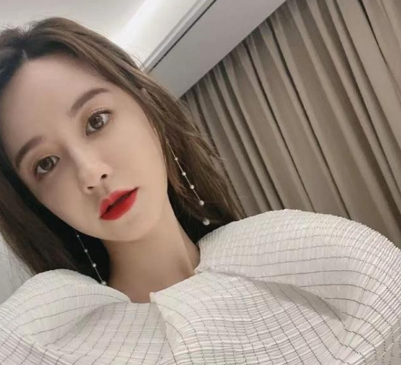 阿里,b站入股张大奕公司如涵文化|阿里巴巴|b站|蒋凡|张大奕|企查查