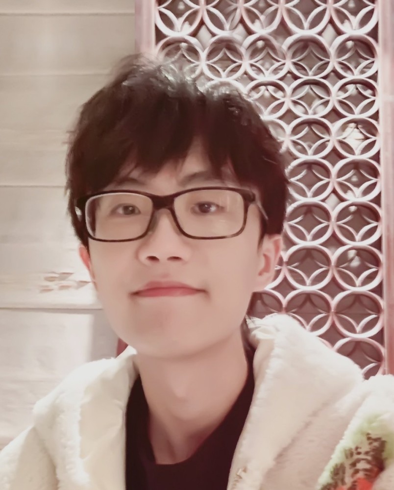 许嵩的男粉比女粉多?怕也未必吧!男粉女粉都很爱呀!