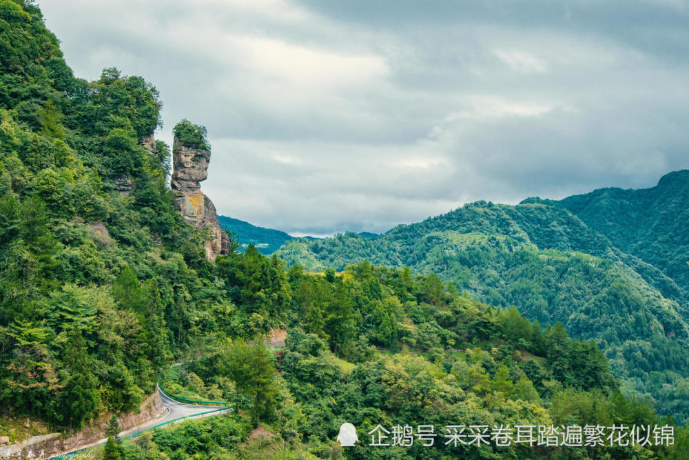 萬壽山景區大門附近這裡是以中國歷史上唯一一位被正史記載的女將軍