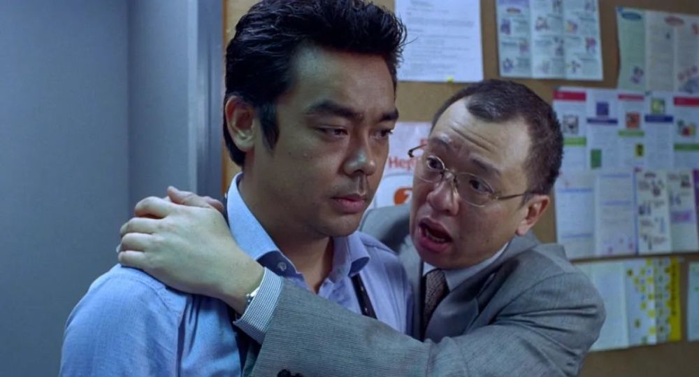 目露凶光银幕好人刘青云最佳反派角色疯起来连自己都杀