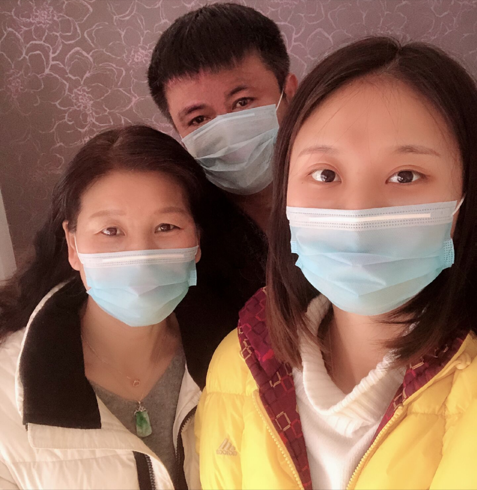 中国女排劳模保研成功龚翔宇首次公开一家四口幸福时光