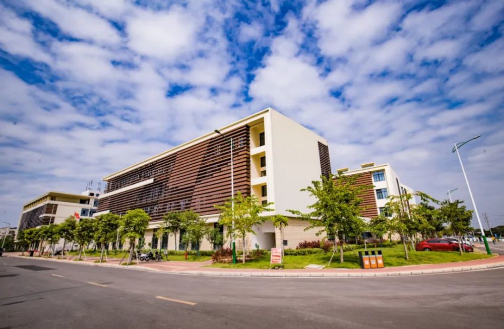 南宁师范大学武鸣新校区期待与你邂逅!