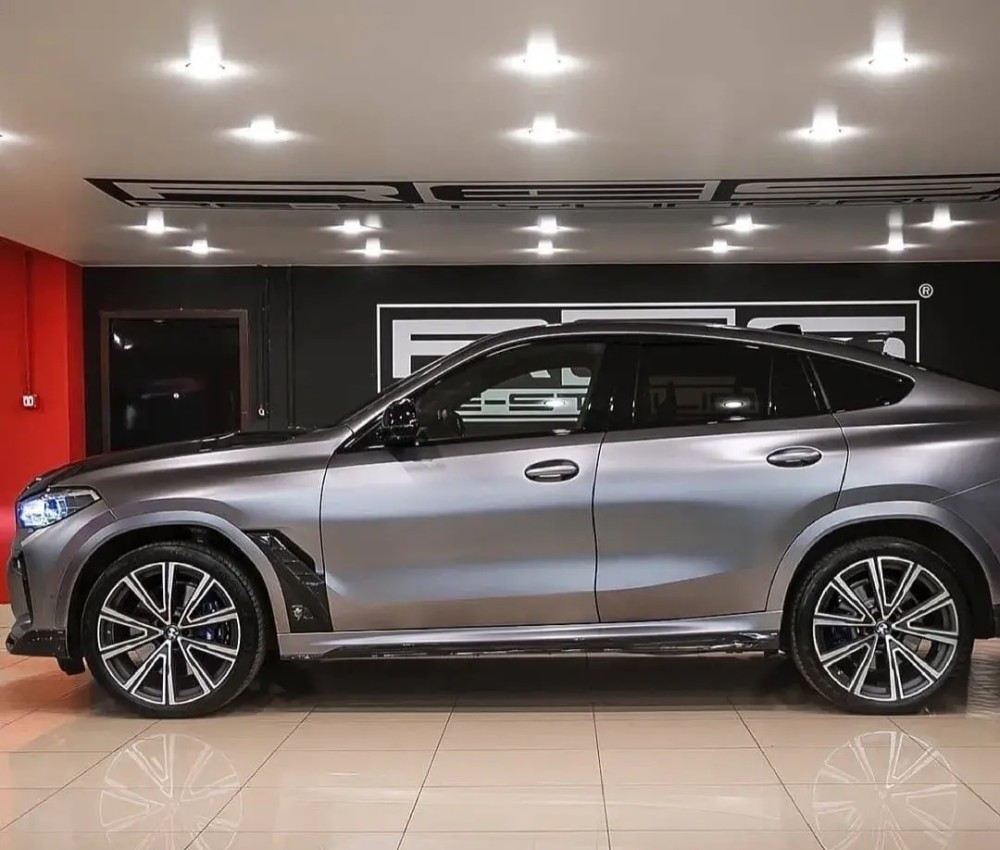 实拍宝马x6 g06,轿跑suv祖师爷全新一代,不是一般帅_腾讯新闻