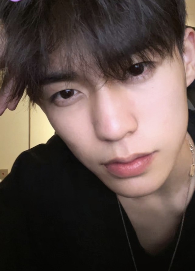 余庆伟手机壁纸是微风是晚霞是心跳不止的想念