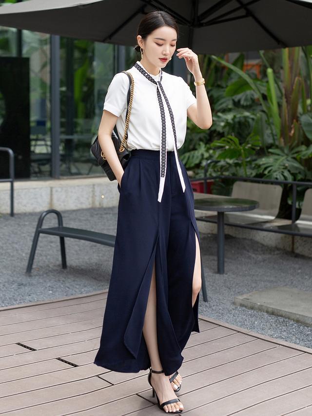 40岁小个子女人夏季这样穿,显高又气质,矮个子妈妈可以借鉴