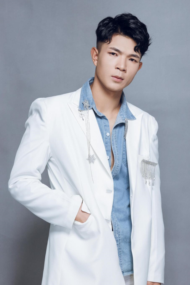 新生代演员董虎专访:作为零零后演员,不介意从零开始