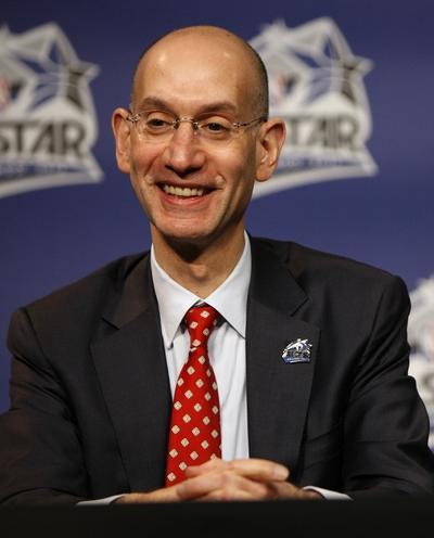 nba总裁 NBA总裁萧华，端中国人碗，骂中国人娘