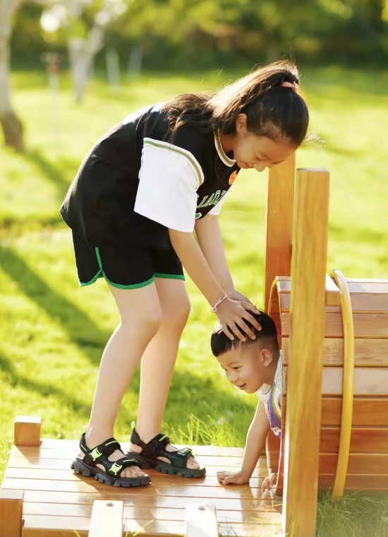 平谷大溶洞附近的亲子草坪乐园,3人套票仅需49.