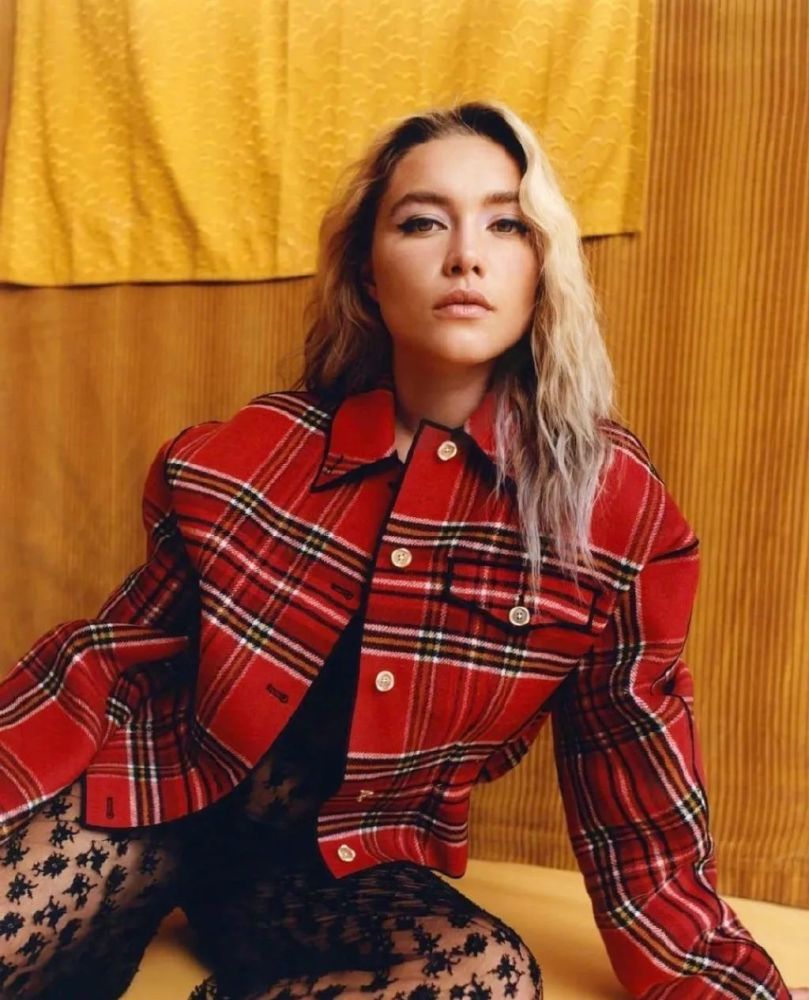 英国女星佛罗伦斯·珀杂志大片_腾讯新闻