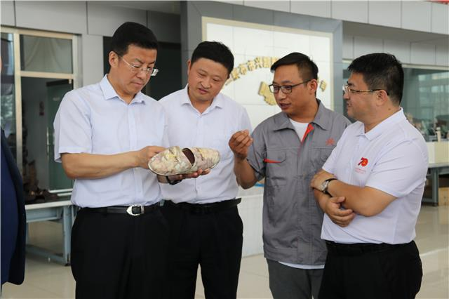 自治区政府副秘书长郑宇赴察右前旗对接调研京蒙帮扶工作_腾讯新闻