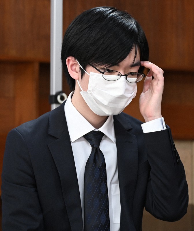 井山裕太收获本因坊十连霸——芝野虎丸期待卷土重来