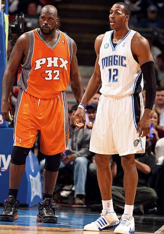 现役只有6名篮板王德拉蒙德4次仅排第二榜首可以单换詹姆斯