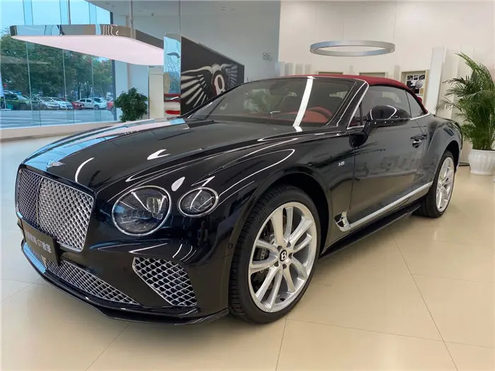 宾利最便宜跑车车型550匹马力搭40t外观超炫酷