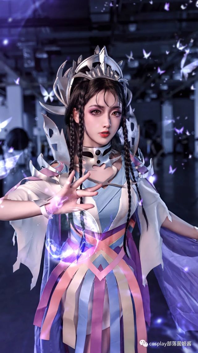 cos:王者荣耀芈月白晶晶cos正片@子约约