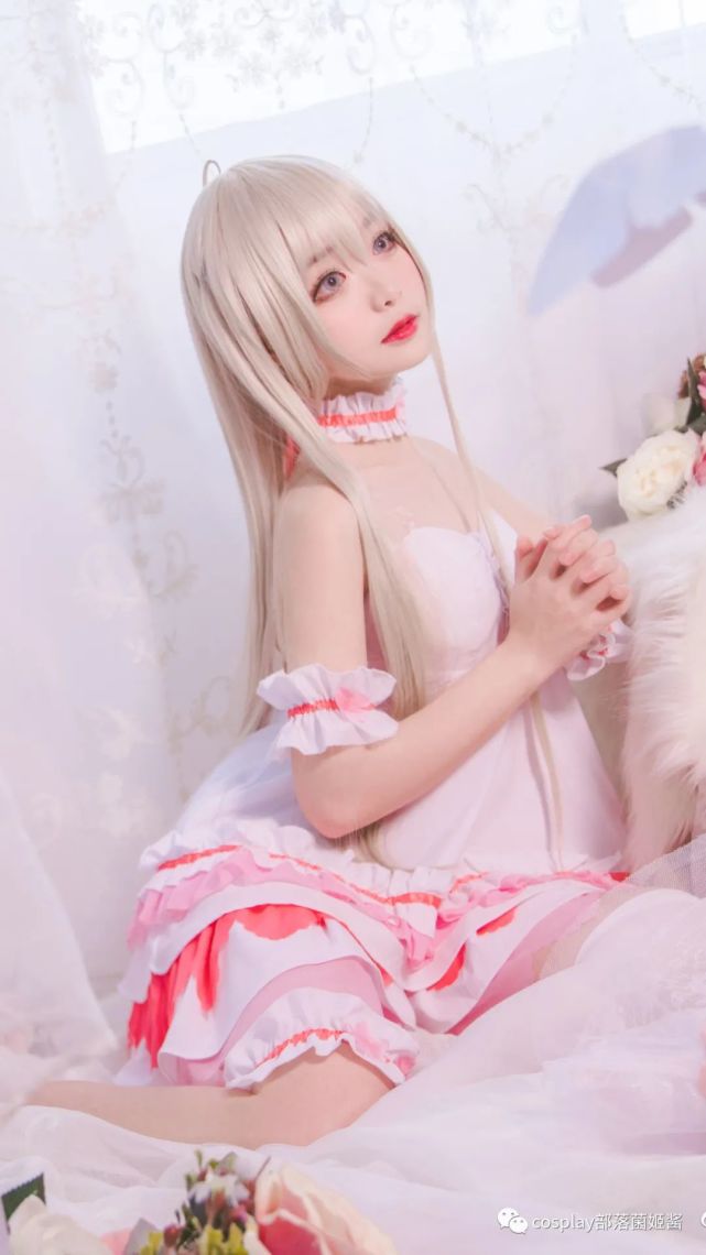 cos:粉红甜心穹妹cos正片@蓝缡,哥哥在干嘛呢