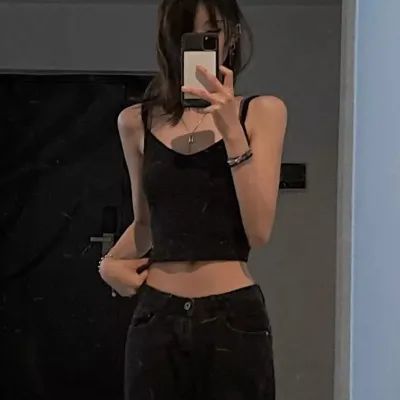 女生头像|把快乐放进重点反复背诵