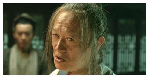 "老戏骨"金士杰:57岁迎娶22岁女学生,60岁喜得一对龙凤胎