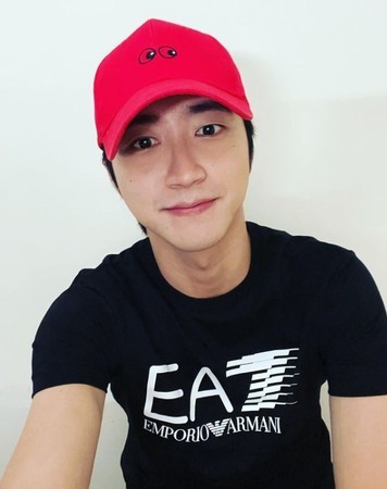 江宏杰福原爱离婚改掉社交账号,自我介绍再也不是"福原爱老公"