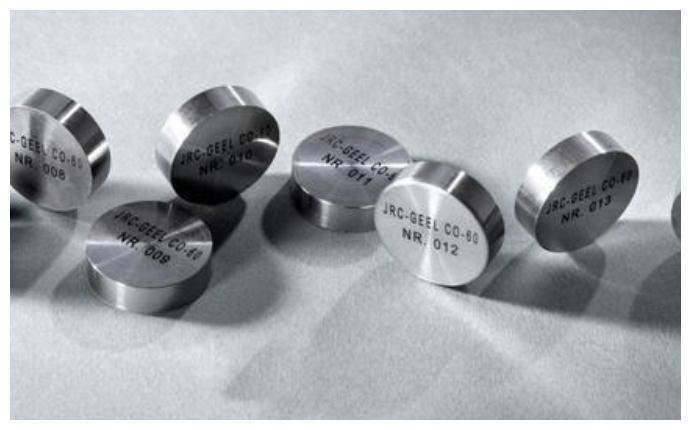 1992年山西一工人捡到"小铁块",全家三人丧命,致141人受伤