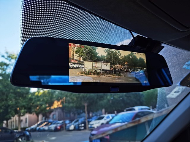 4k硬核新旗舰 盯盯拍x5 pro行车记录仪抢鲜评测