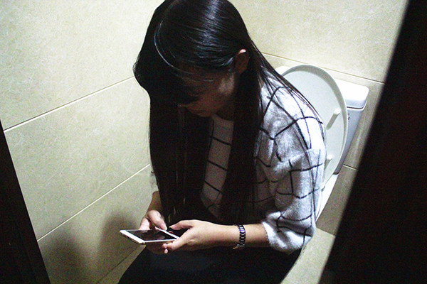 那么对于女性来说,经期的时候异常的腹泻拉肚子情况到底是