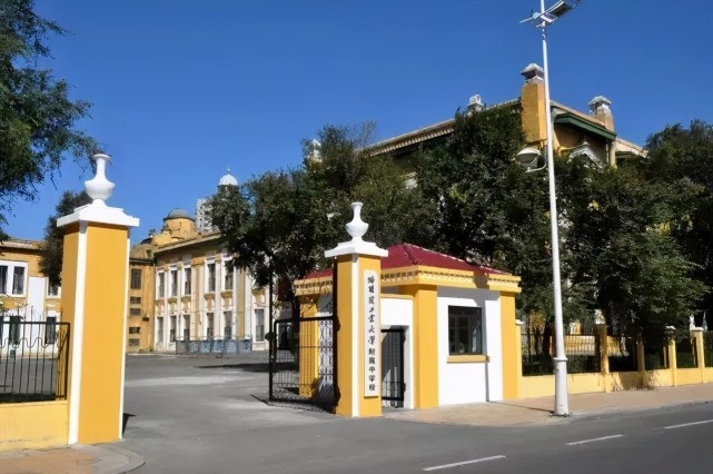 2021小升初宝典——哈工大附中究竟适合什么样的孩子?